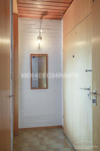 Helles, möbliertes Apartment mit traumhaft großer Dachterrasse in Milbertshof – 457fdfc2ef254e6e242a8a5734b8e25d528711cf.jpg