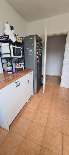 Світла 2-кімнатна квартира з кухнею в Salzgitter-Lebenstedt — вільна з 15.08. – Küche Bild 1