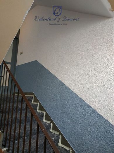 Voll vermietetes 5-Parteien-MFH, sehr zentral nahe Hauptbahnhof – Treppenhaus