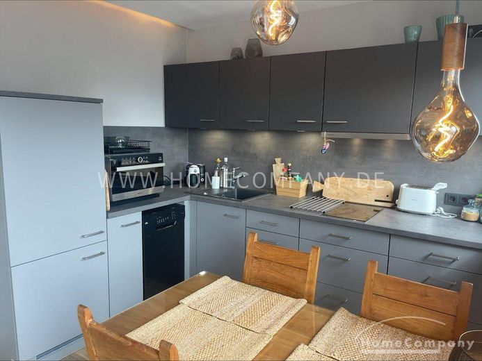 Gemeubileerd 2-kamerappartement met uitzicht op de Dom in Keulen! – 199d00177d971d8d181d653b6edcffb76f3d368b.jpg