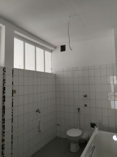 4 ZKB mit Terrasse zu vermieten in Pirmasens-Niedersimten – Bad