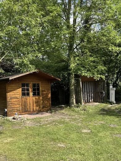 Historisches Juwel im Grünen     ---           Frisch renoviertes Fachwerk-Idyll in Hamm-Sandbochum – Gartenhaus und Holzlager