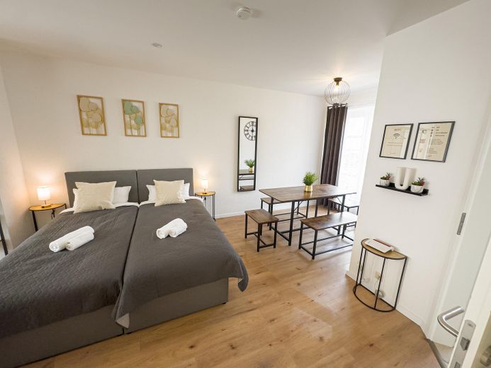 Modernisiertes Endreihenhaus mit 2 Bädern und 2 Loggien – ideal für Eigennutzer oder Kapitalanleger – Foto 7