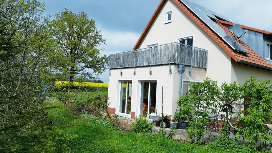 Haus 1877 qm Grund, Barrierefrei BJ 2013 kl. Nebengebäude Tierhaltung Verkehrsanb. Nürnberg München – Ansicht Süd-West