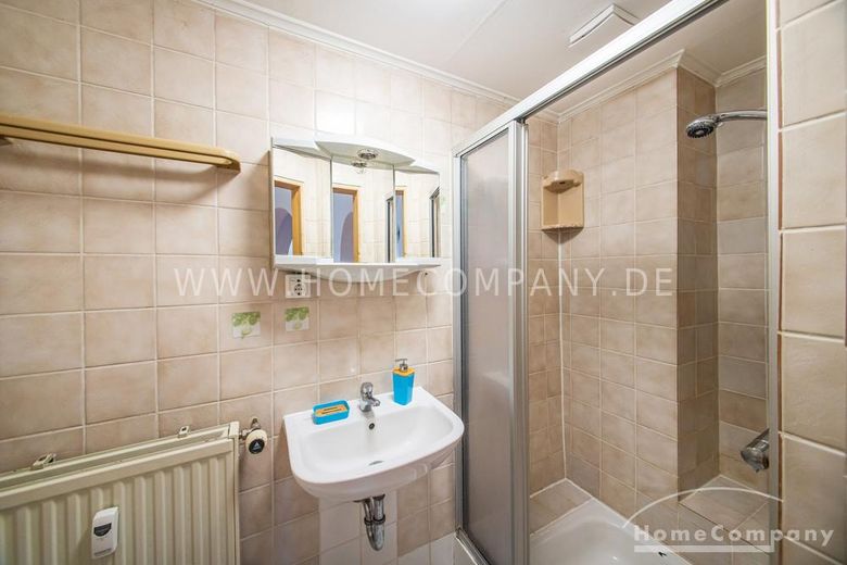 18620 HomeCompany Dresden Möbliert/Furnished 2-Zimmer Apartment mit Terrasse und Wintergarten in Dresden-Neustadt max. 2 Personen – 379210138b47ec3ae5cd365b7a728c0283f8e46c.jpg