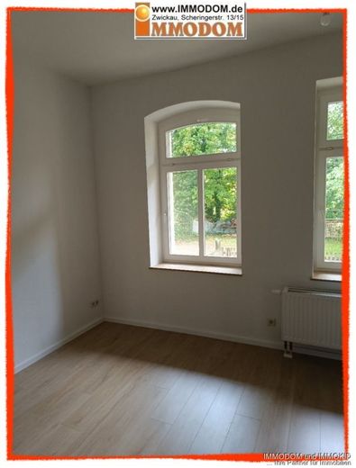 4 bis 5-Zimmer-Wohnung mit 2 Bädern in Zwickau, Nähe Schlobigpark, zu vermieten! – Kind