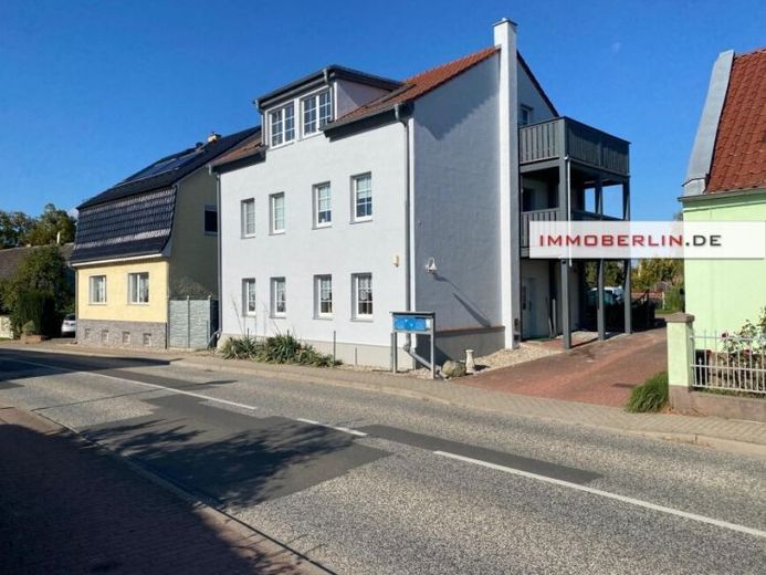 IMMOBERLIN.DE - Kernsaniertes Mehrfamilienhaus in angenehmer Lage – Foto 1