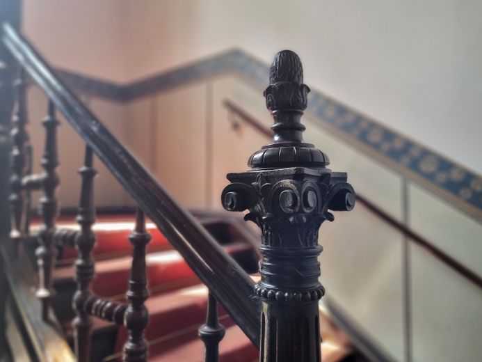 Exclusiva oficina en una villa señorial con plazas de aparcamiento en el patio y sistema de alarma – Foto 6
