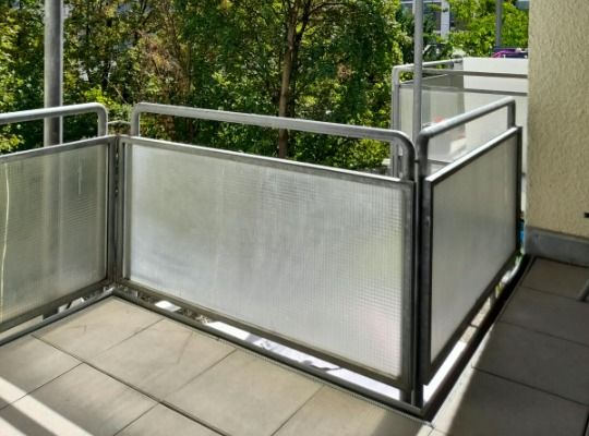 2-kamerappartement (gemeubileerd) met balkon en lift in Stuttgart-Noord / Centrum, nabij Milaneo