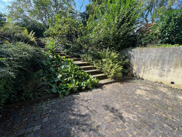 EFH mit Einliegerwhg. in Marl, Bungalow, Dämmung & Fußbodenheizung – Terrasse Souterrain
