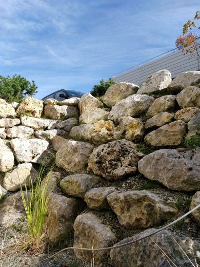 Wassersteine an Südterrasse