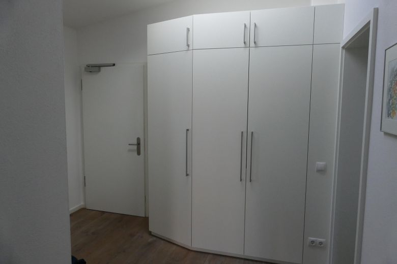 PROVISIONSFREI! Exklusives 4-Zimmer Penthouse in ruhiger Lage in Rosenheim Süd – Großzügiger Eingangsbereich