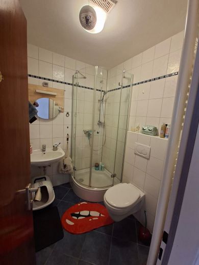 Ampio appartamento di 2 locali di circa 91 m², con cucina spaziosa e balcone – proprio in Europaplatz a Schotten – Foto 13