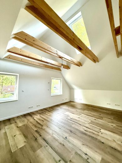 Modernes Haus mit großem Garten, Wärmepumpe & Smart Home in Bissendorf-Wietze – Zimmer1 im 1.OG