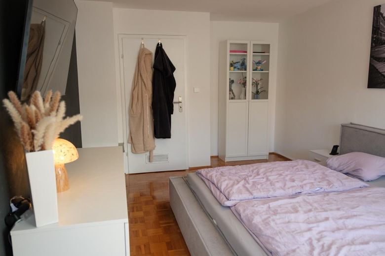 Gemütliches & bezugsfertiges Reihenmittelhaus in ruhiger, zentraler Lage von Senden Ay – Schlafzimmer OG