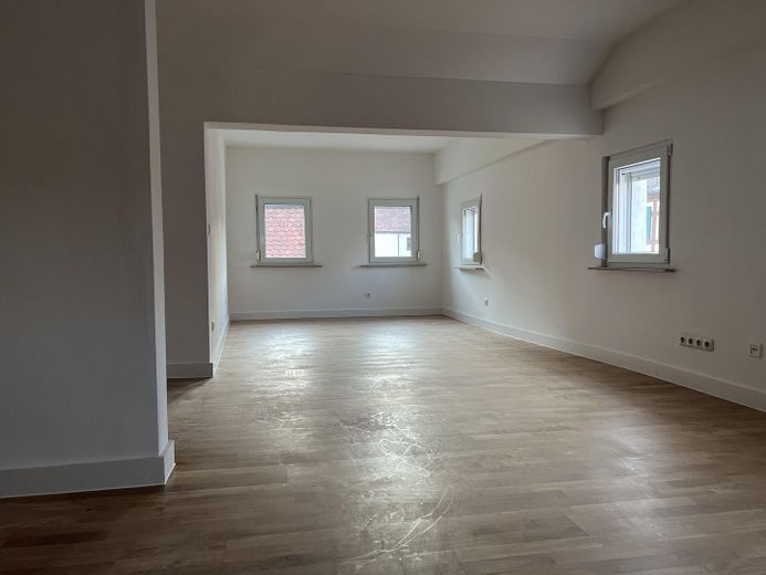 Dom jedno- lub dwurodzinny z pompą ciepła – bez prowizji – – Zimmer OG