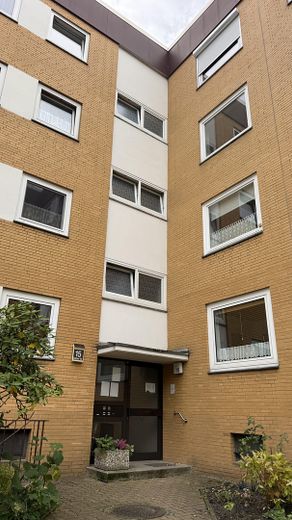 POTANSİYELLİ FERAH 5 ODALI DAİRE – Fotoğraf 1