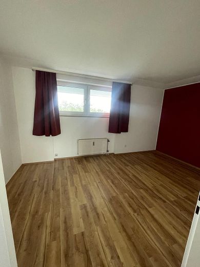Kinder-/Arbeitszimmer 
