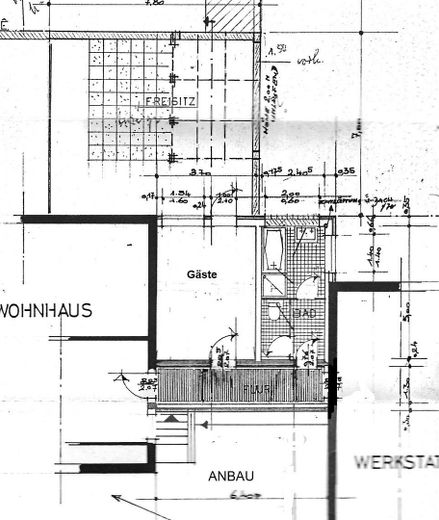 Zweifamilienhaus mit Werkstatt in zentraler Lage. – Anbau