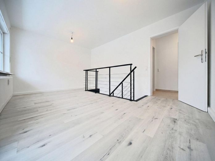 Appartamento maisonette con terrazza, giardino e balcone – senza provvigione ad Alterlangen – Foto 16