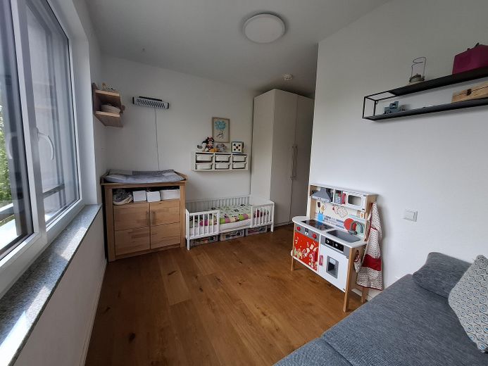Zentrales Penthouse in Waiblingen mit großer Dachterrasse – Büro/Kinderzimmer