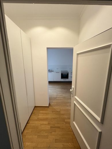 Helle 2 Zimmer Wohnung in der Carlstadt – Blick in die Wohnung