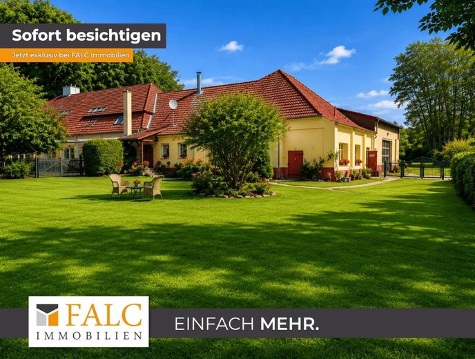 ***Doppelhaushälfte mit Halle und großem Grundstück in Traumlage am Sievertsee*** – Außenansicht