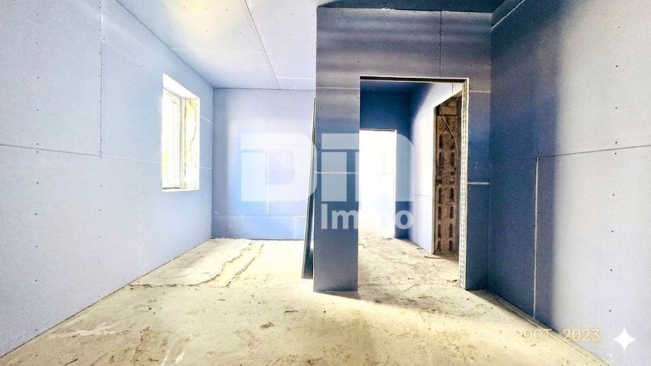 (R)eserviert!Teilsaniertes 1 - 2 Familienhaus + Fertige Projektierung auf großem Grundstück – EG Raum teilsaniert