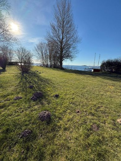 Terreno edificabile di 931 m² – in prima linea sul mare a Fehmarnsund, vista sul porto turistico – Foto 5