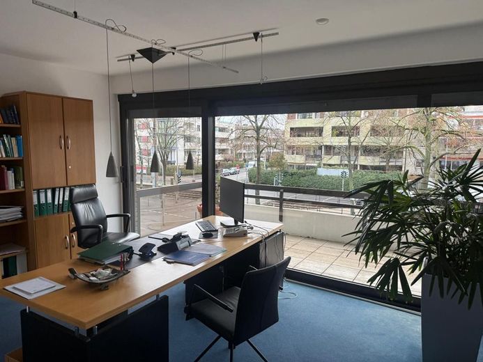 Ihre neue Bürofläche am Stadtwaldgürtel – Büro2