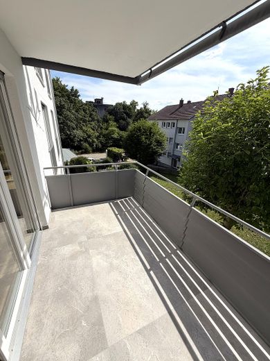 Po prostu się wprowadź – wyremontowane 4-pokojowe mieszkanie z balkonem od strony zachodniej – Balkon