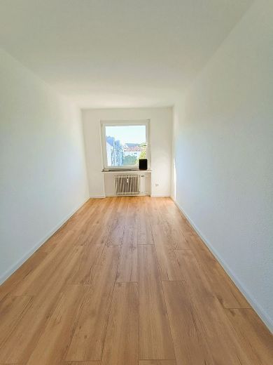 Balkonlu 3 odalı daire (95 m²) - yeni yenilenmiş – Fotoğraf 2