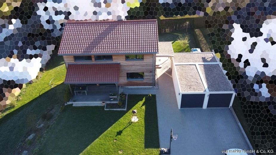 Exklusives, neuwertiges Einfamilienhaus in Hof mit  Südwest-Terrasse, Garagenanlage und Sauna – VUB0002352-18