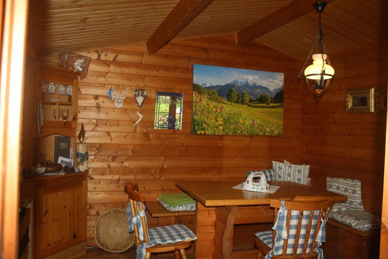 Ексклюзивна, безбар’єрна квартира у найкращому місці – Holzhaus-Innen
