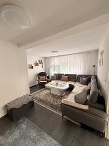 السكن قريبًا من الطبيعة مع مساحة واسعة – 1788983333_c4cd7af.jpg