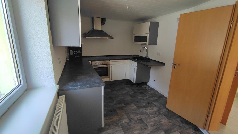 Wunderschöne, großzügige 3-Zimmer-Wohnung in Pleidelsheim – 94 m² zum Wohlfühlen – Küche