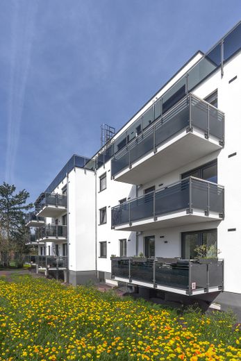 Helle und moderne Wohnatmosphäre in einer 4-Zimmer Wohnung! – Außenansicht 1