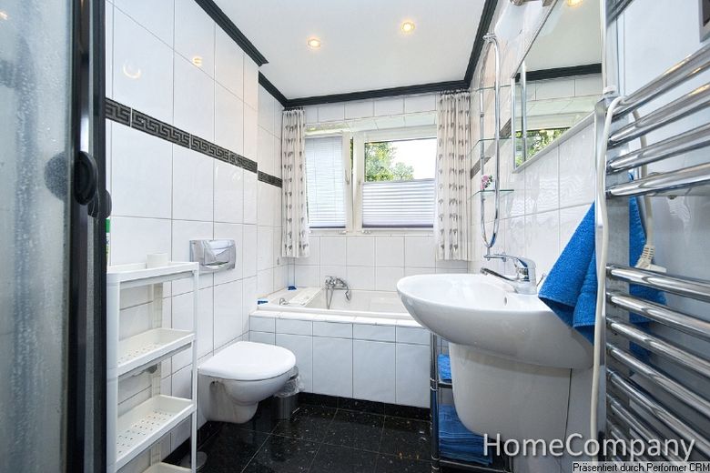 Schöne Wohnung mit Balkon in ruhiger Wohnlage von Düsseldorf Holthausen – e59f25ec04f2d438b7e79f590c5313d49d2301c1.jpg