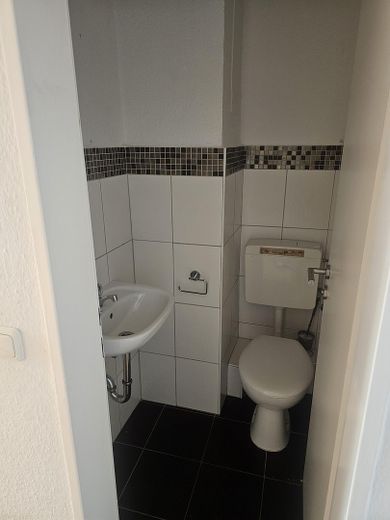 Renovierte 3-Zimmer-Wohnung, 90 m², Tageslichtbad und Gäste-WC – Foto 13