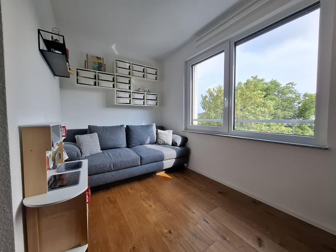 Zentrales Penthouse in Waiblingen mit großer Dachterrasse – Büro/Kinderzimmer