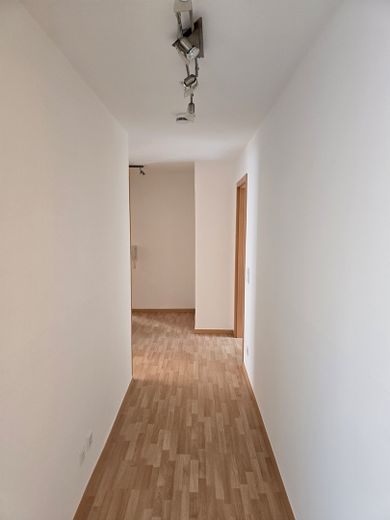 Zentralgelegene 3-Zimmer-Wohnung mit Balkon in Remscheid – Flur