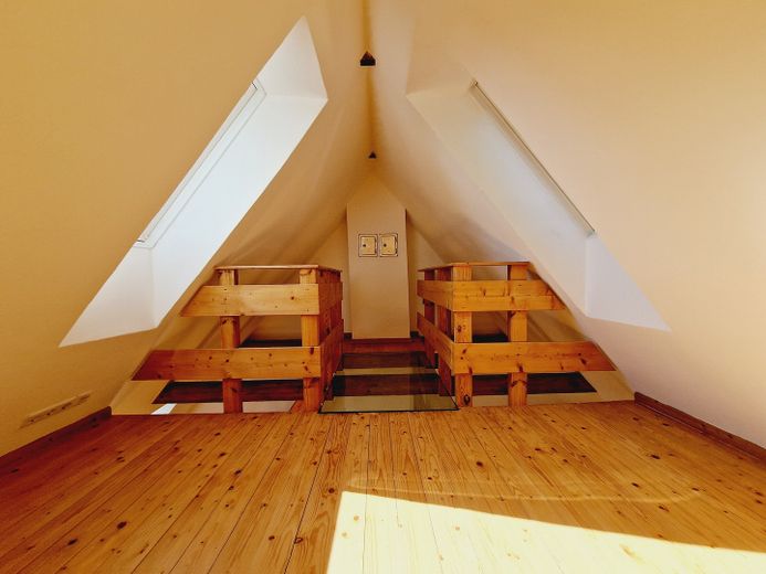 Fundstück: Schönes, sehr individuelles Reihenmittelhaus für Pärchen – DG 2