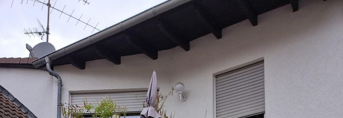 Haus mit 2 separaten Wohnungen – Seitenansicht