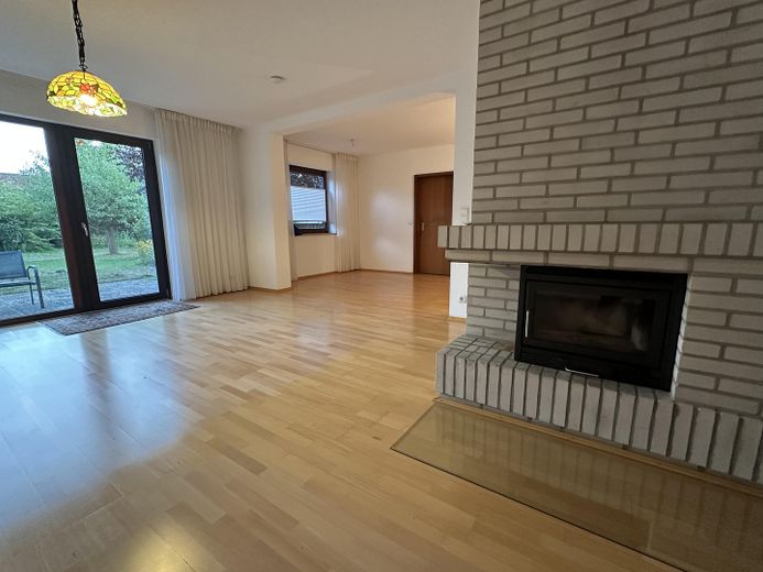 Spandau/Radeland, Large well-maintained detached house, fully basemented, large plot – Photo 9