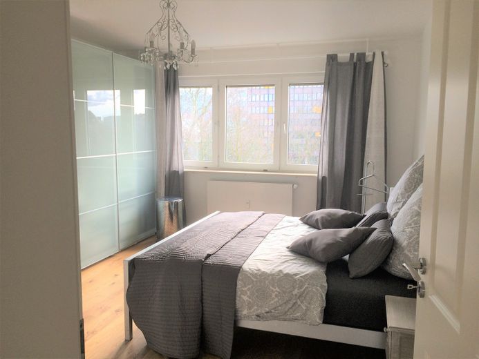 Schlafzimmer Paxschrank