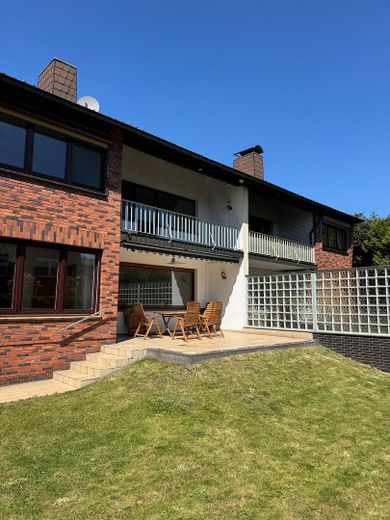 Schöne DHH in Schmachtendorf - Erstbezug nach Sanierung - Garten + Garage + Stellplatz – Garten / Terrasse