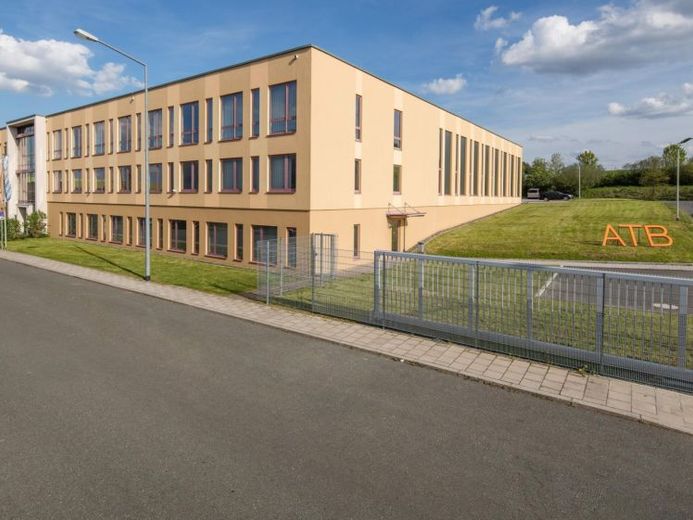 Attraktive Büroräume in Hof/Haidt zur Anmietung (ca. 200 m²) - Mitbenutzung von Teeküche & Besprechungsraum – Foto 1