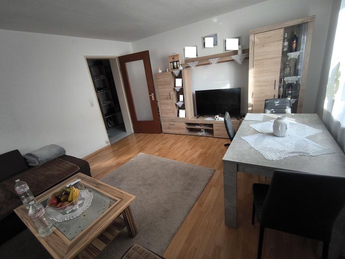 Wohnzimmer 1. OG Links
