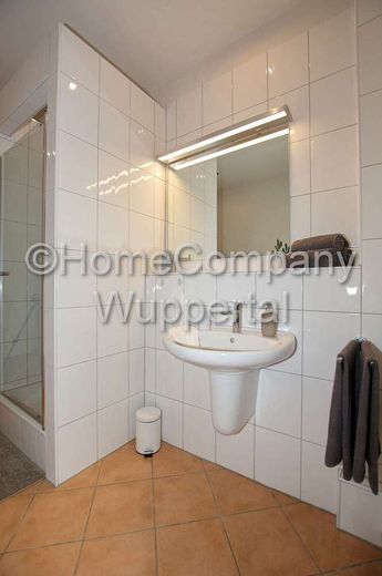 Moderne Altbauwohnung im Boho-Style mit DSL und Waschmaschine, Nähe Barmer Bahnhof und Opernhaus – 2a218bf45953cb63954e1781df7147645e3da672.jpg