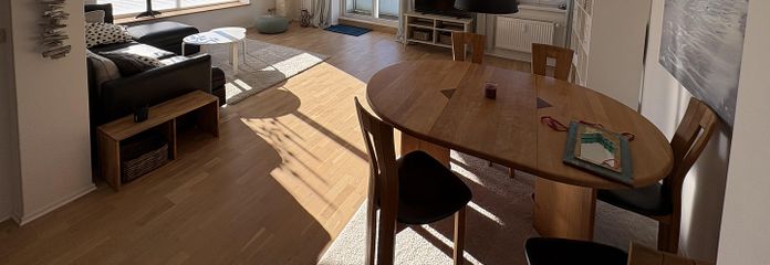 Wohnzimmer und Esszimmer